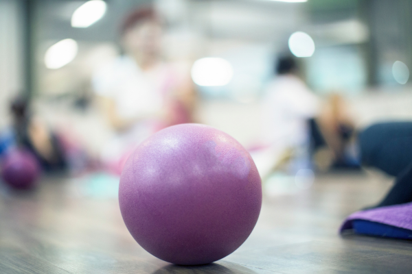 Pilates funcional en el centro de Granada. Clinica Flor trujillo (4)